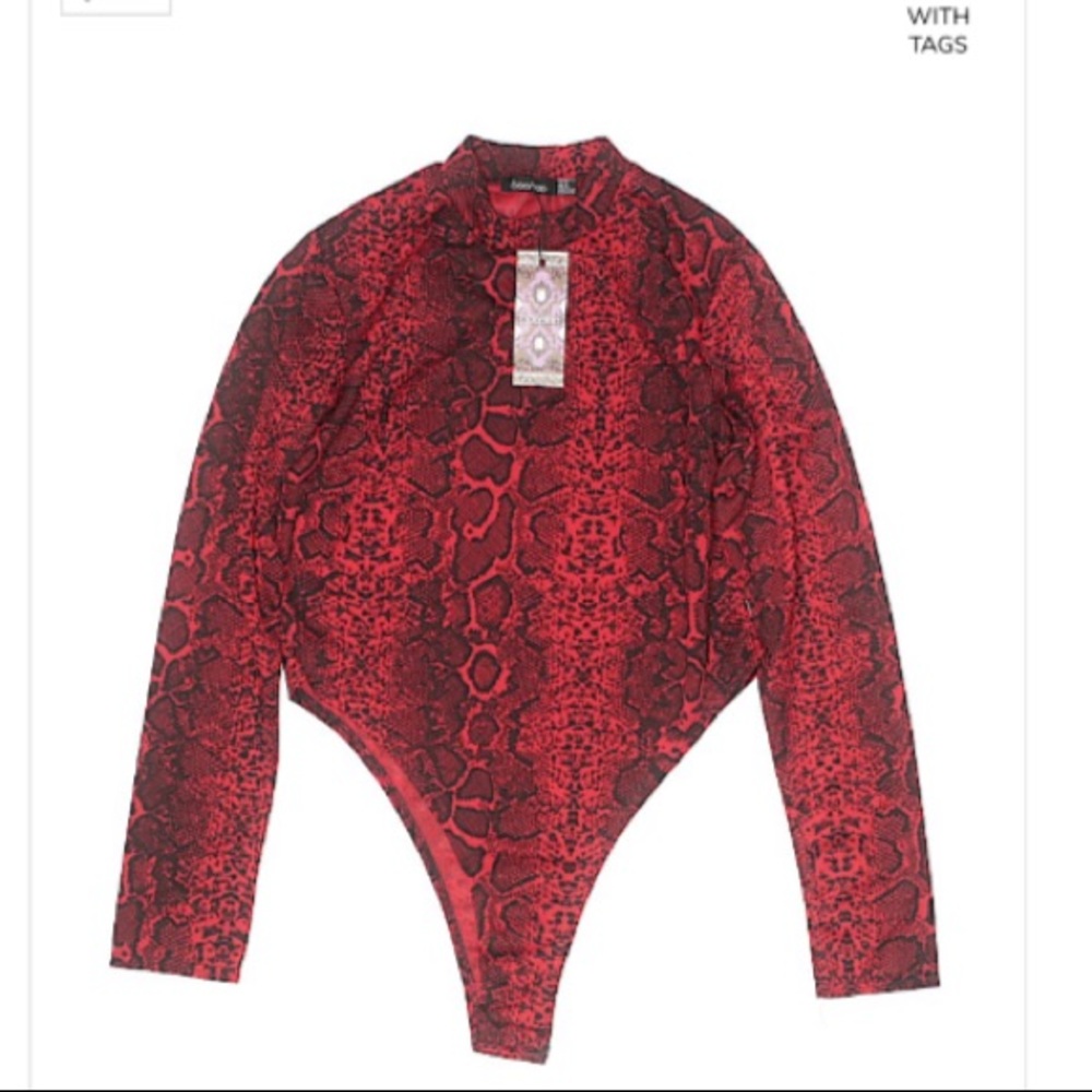 ❗️SOLD on Ⓜ️❗️ Boohoo bodysuit